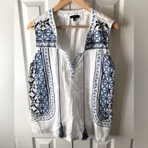 Cupio Embroidered White and Blue Women's Top